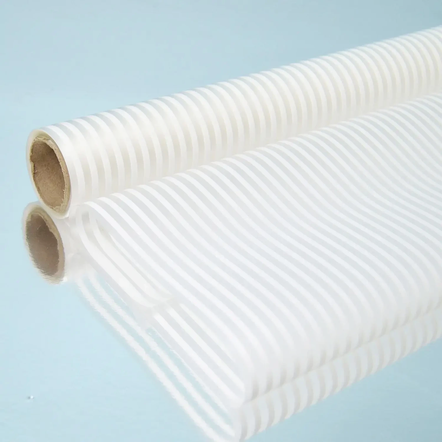 Кликните для увеличения изображения Плівка для квітів матова Біла смужка