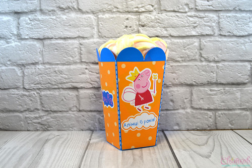 Именная коробочка для сладостей и попкорна Свинка Пеппа