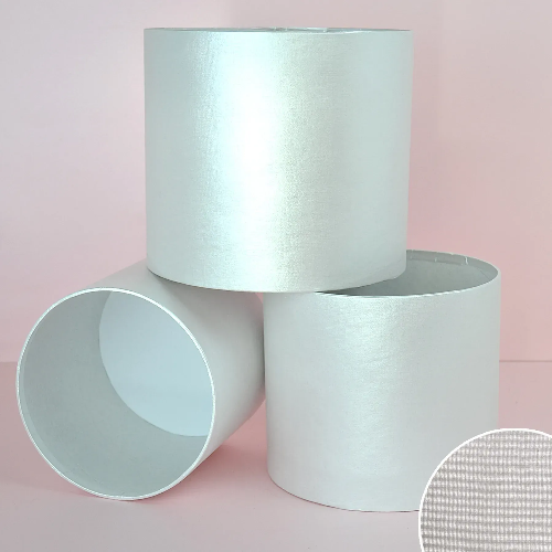 Капелюшна коробка фактура льон, перламутр (Середня D18)